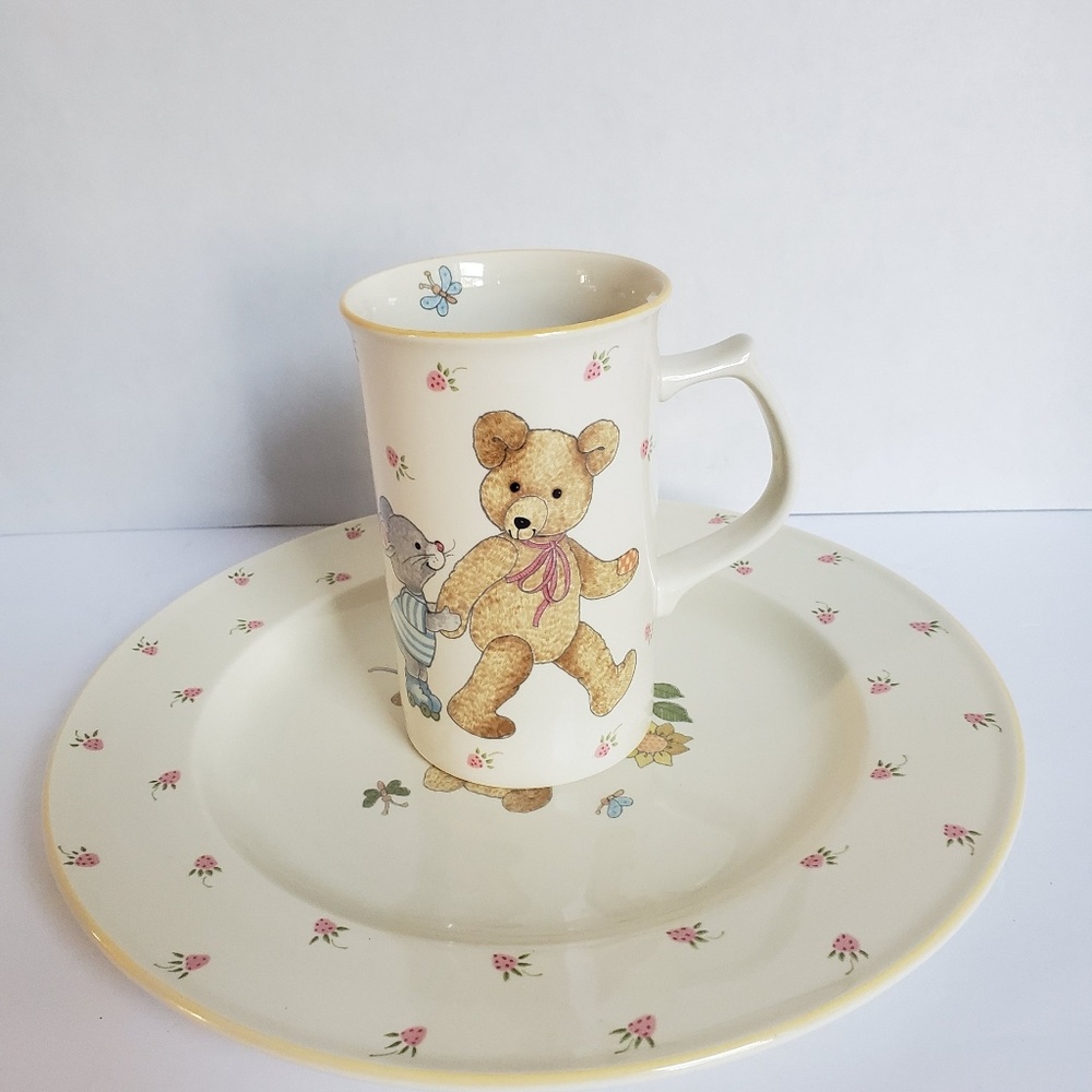 Cup and Saucer Set